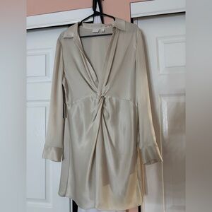 aritzia dress never worn new with tag .